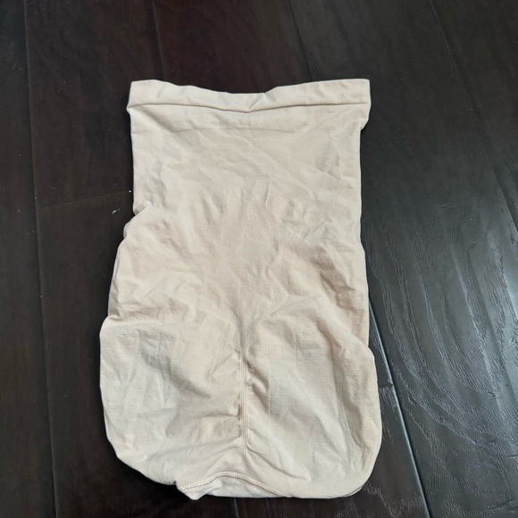 NWOT SPANX higher Power Panties - L - Picture 4 of 5